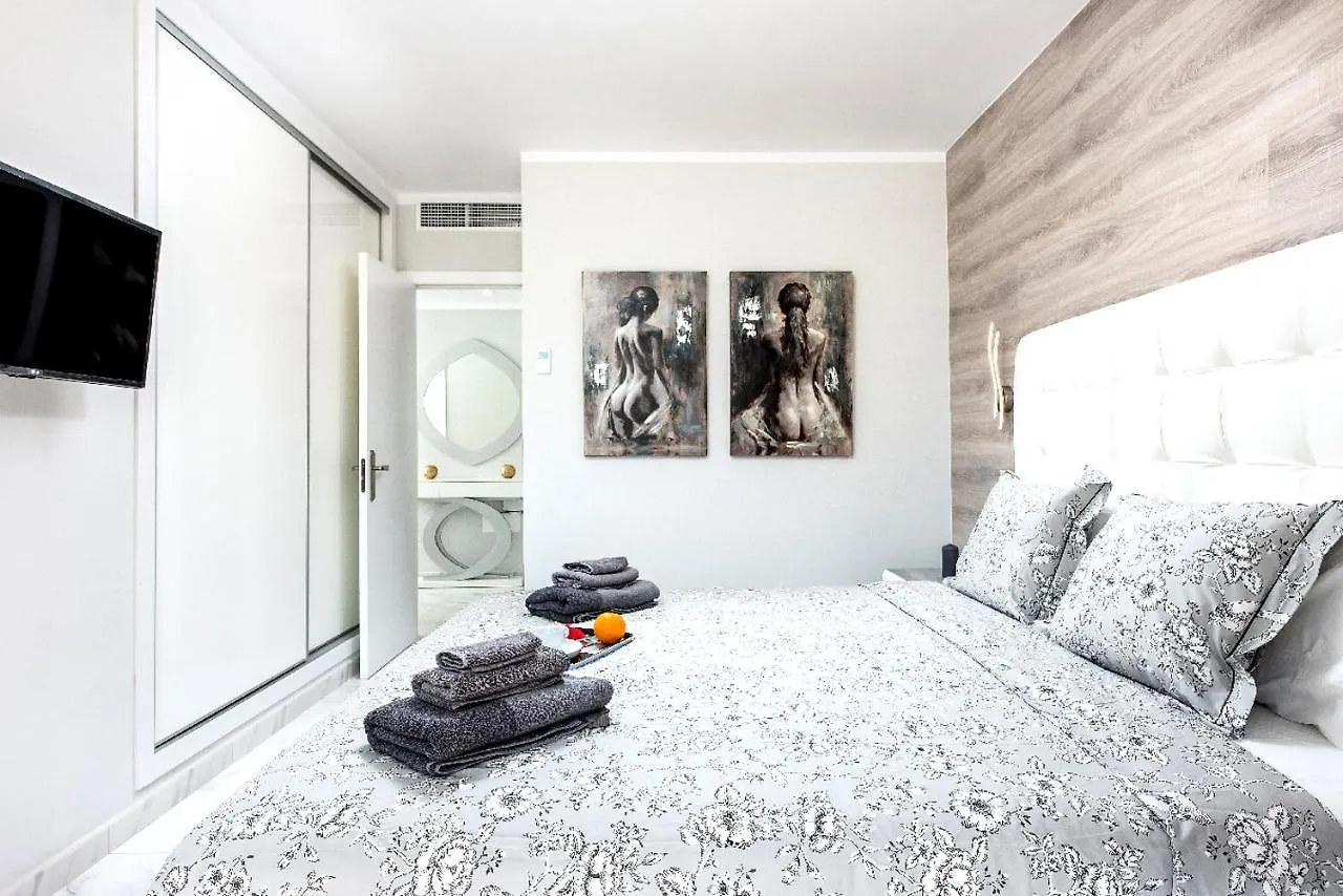 Modern 4 Bedroom Villa In Costa Adeje Costa Adeje (Tenerife)