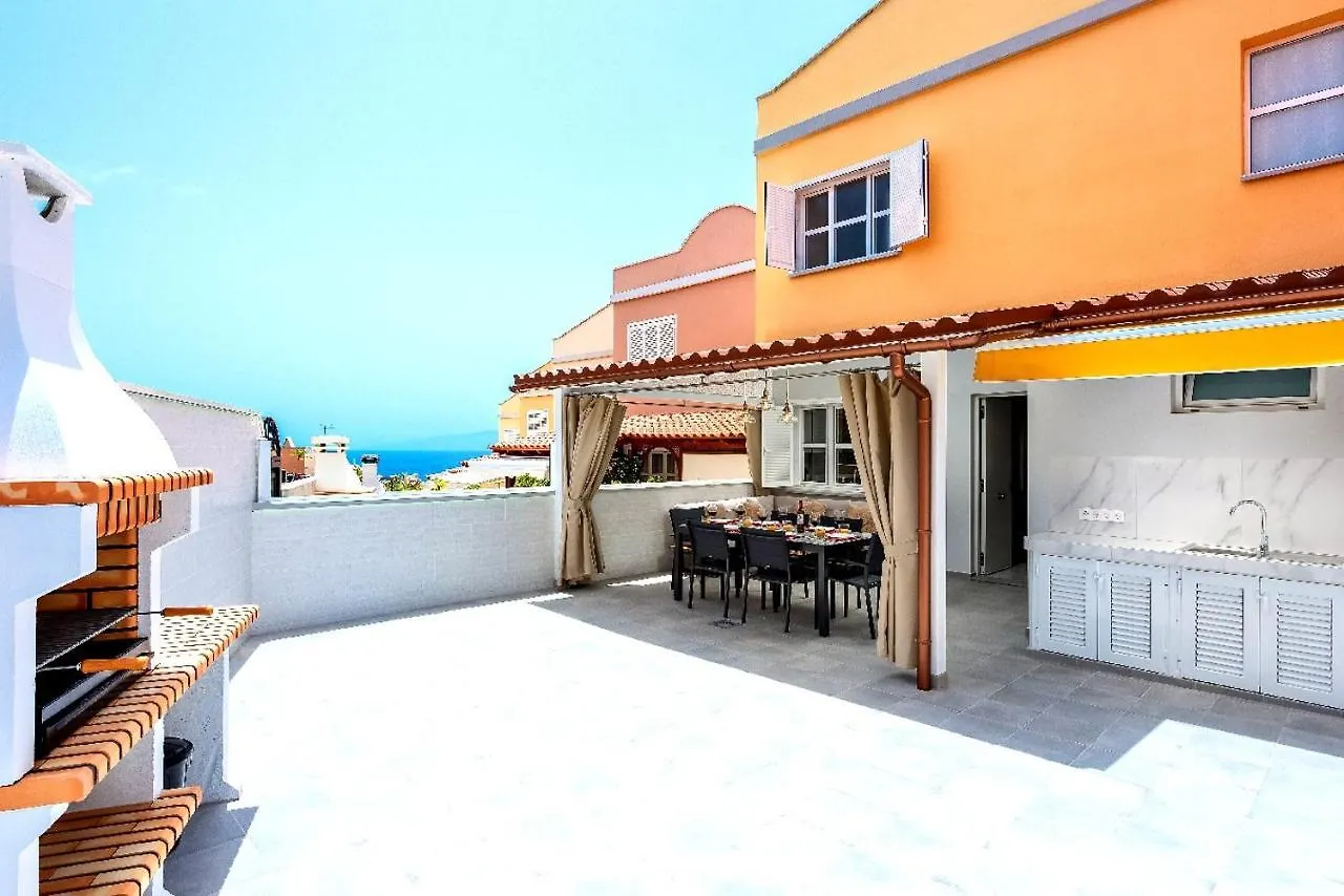 Apartment Modern 4 Bedroom Villa In Costa Adeje