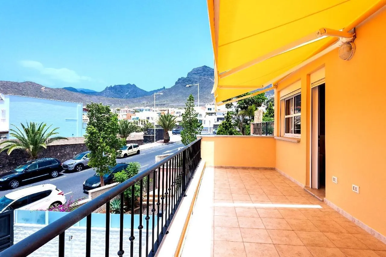 Modern 4 Bedroom Villa In Costa Adeje